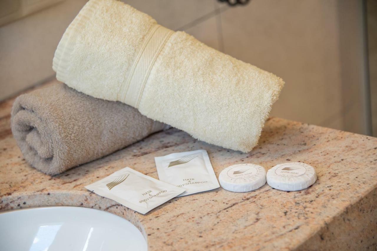 Hotel Theiner Curon Venosta Εξωτερικό φωτογραφία