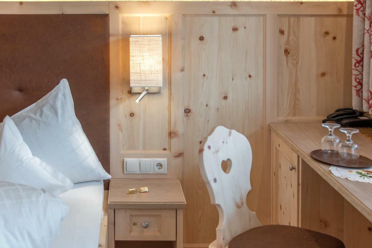 Hotel Theiner Curon Venosta Εξωτερικό φωτογραφία