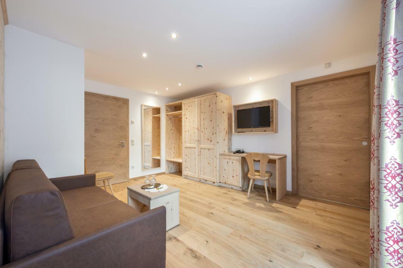 Hotel Theiner Curon Venosta Εξωτερικό φωτογραφία
