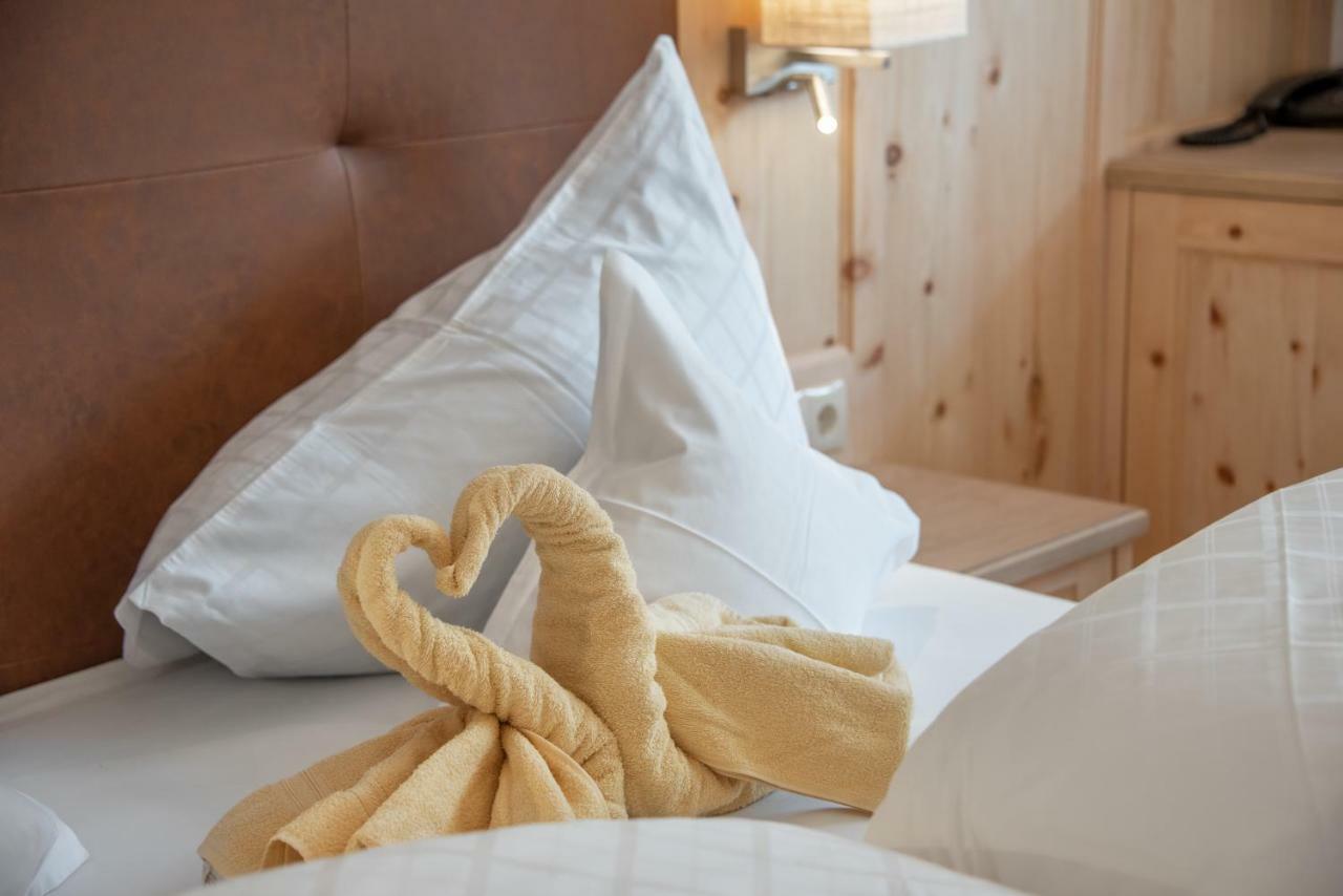 Hotel Theiner Curon Venosta Εξωτερικό φωτογραφία