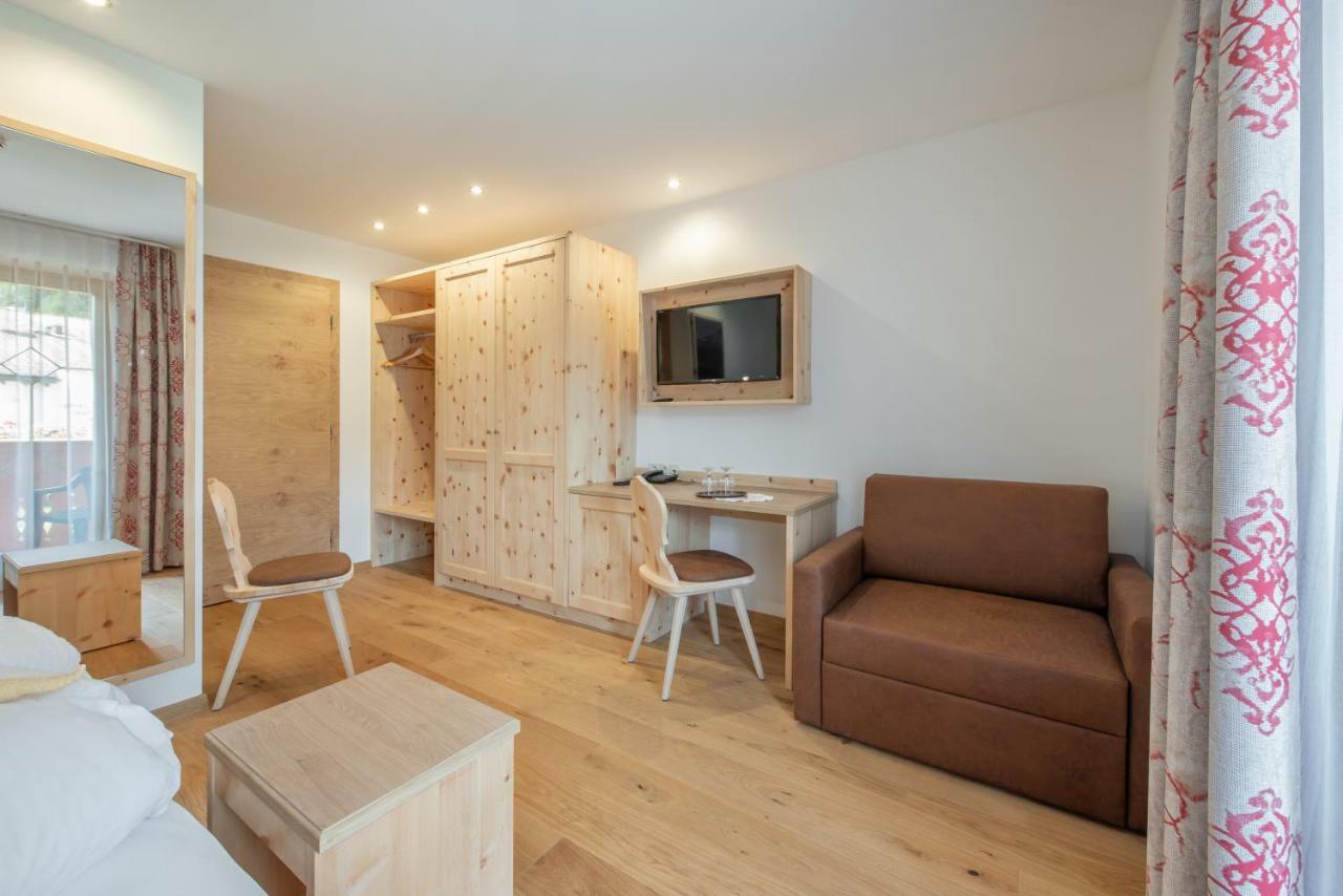 Hotel Theiner Curon Venosta Εξωτερικό φωτογραφία