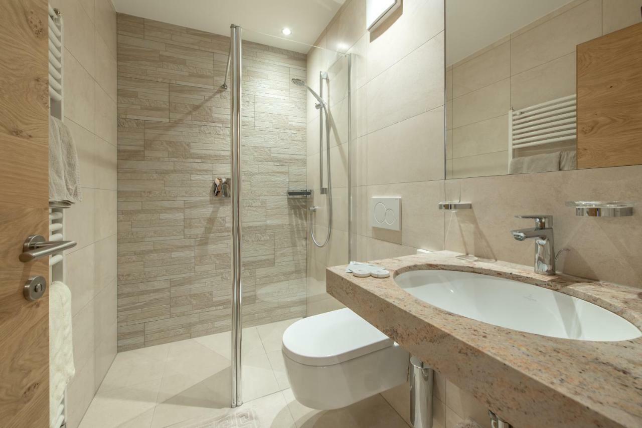 Hotel Theiner Curon Venosta Εξωτερικό φωτογραφία