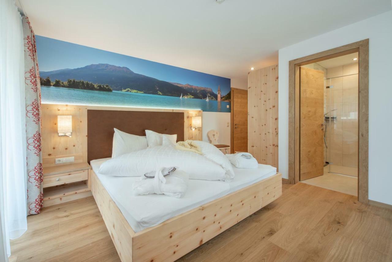 Hotel Theiner Curon Venosta Εξωτερικό φωτογραφία