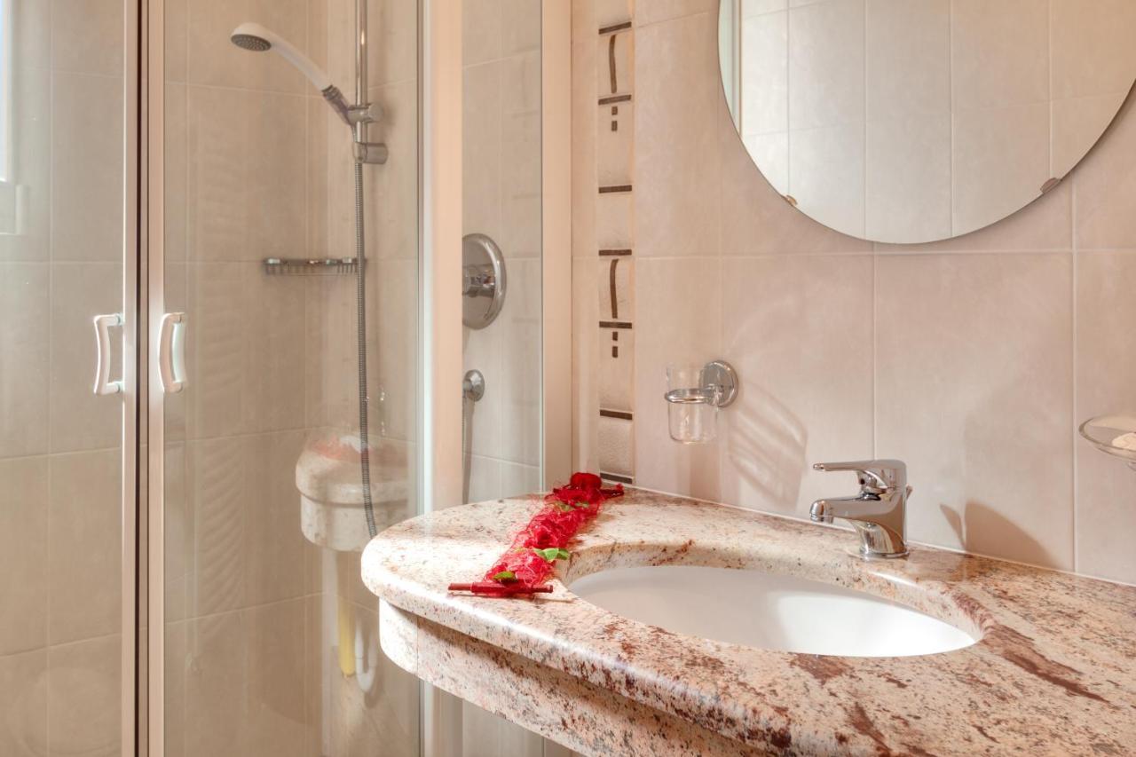 Hotel Theiner Curon Venosta Εξωτερικό φωτογραφία